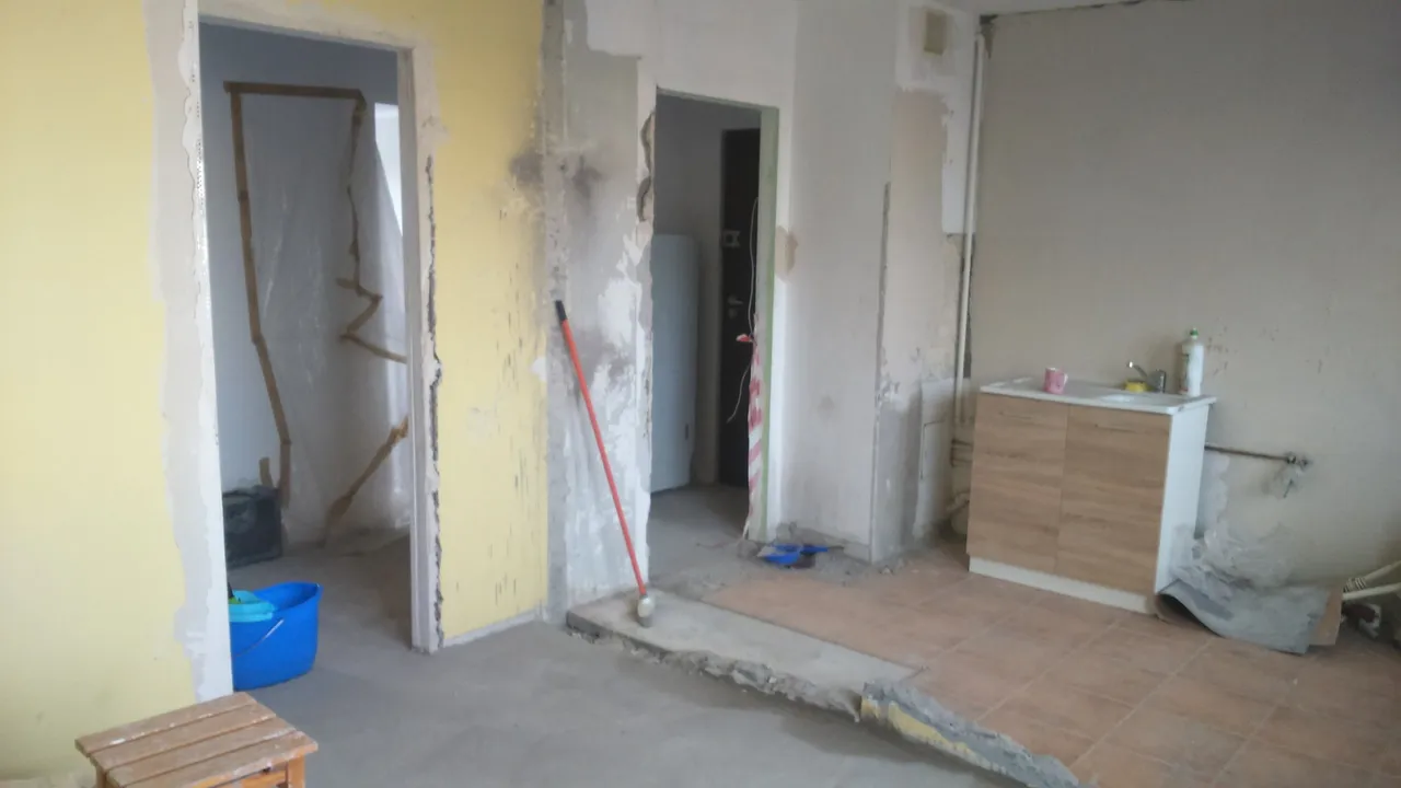 Przebudowa kuchni wraz z wydzielenie jadalni — zdjęcie 1 (przed)